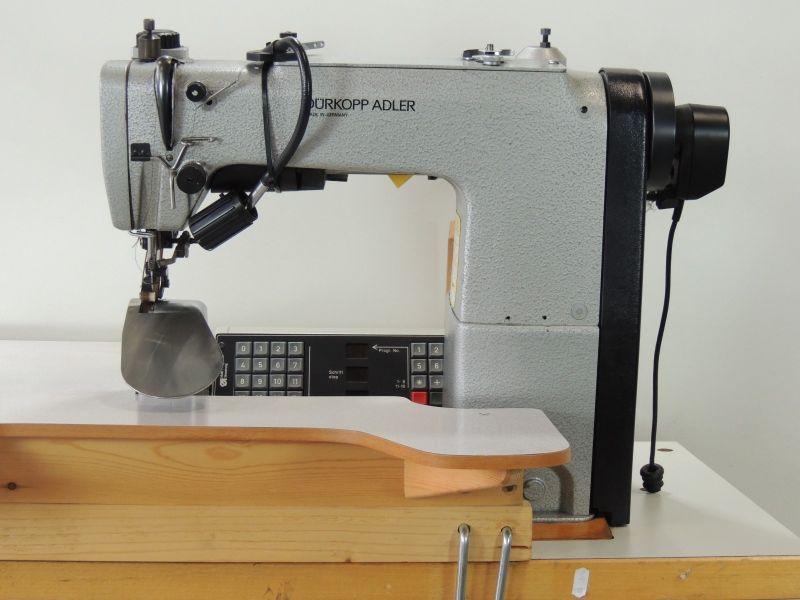 Adler Sewing Machine Needles - 1 15/16 – Rochford Supply